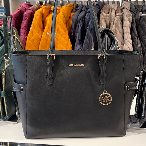 Michael Kors Gilly Travel Large Drawstring Tote - Picture 14 of 16